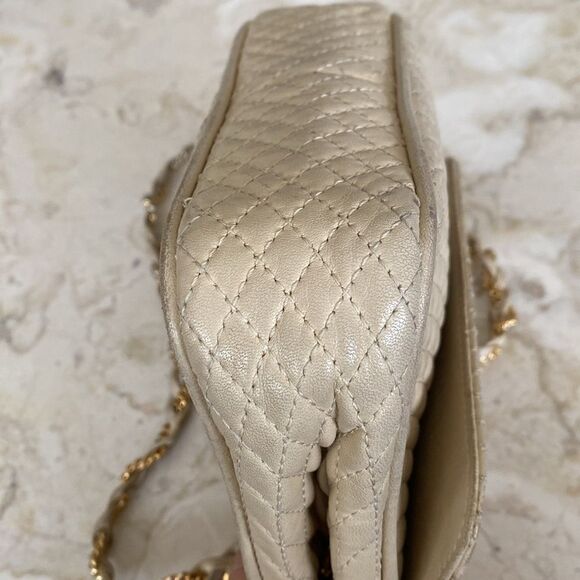 Bally Quilted Ivory Leather Woven Chain Strap Shoulder Bag Vintage - Picture 10 of 15